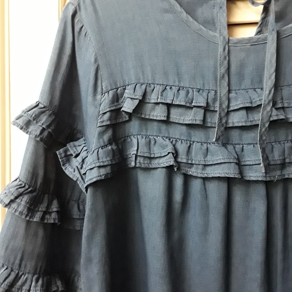 J Crew Ruffle Chambray Tiered Peasant Top BluBoho - Picture 7 of 12